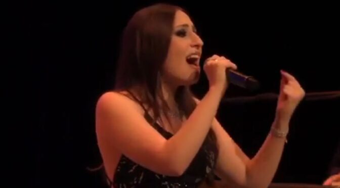 Watch: Lea Garza perform at ‘Artistas Unidos por Yucatan’ charity concert in Mexico